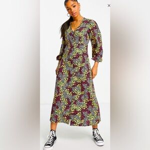 New Look V-Neck Button Through Floral Midi Dress